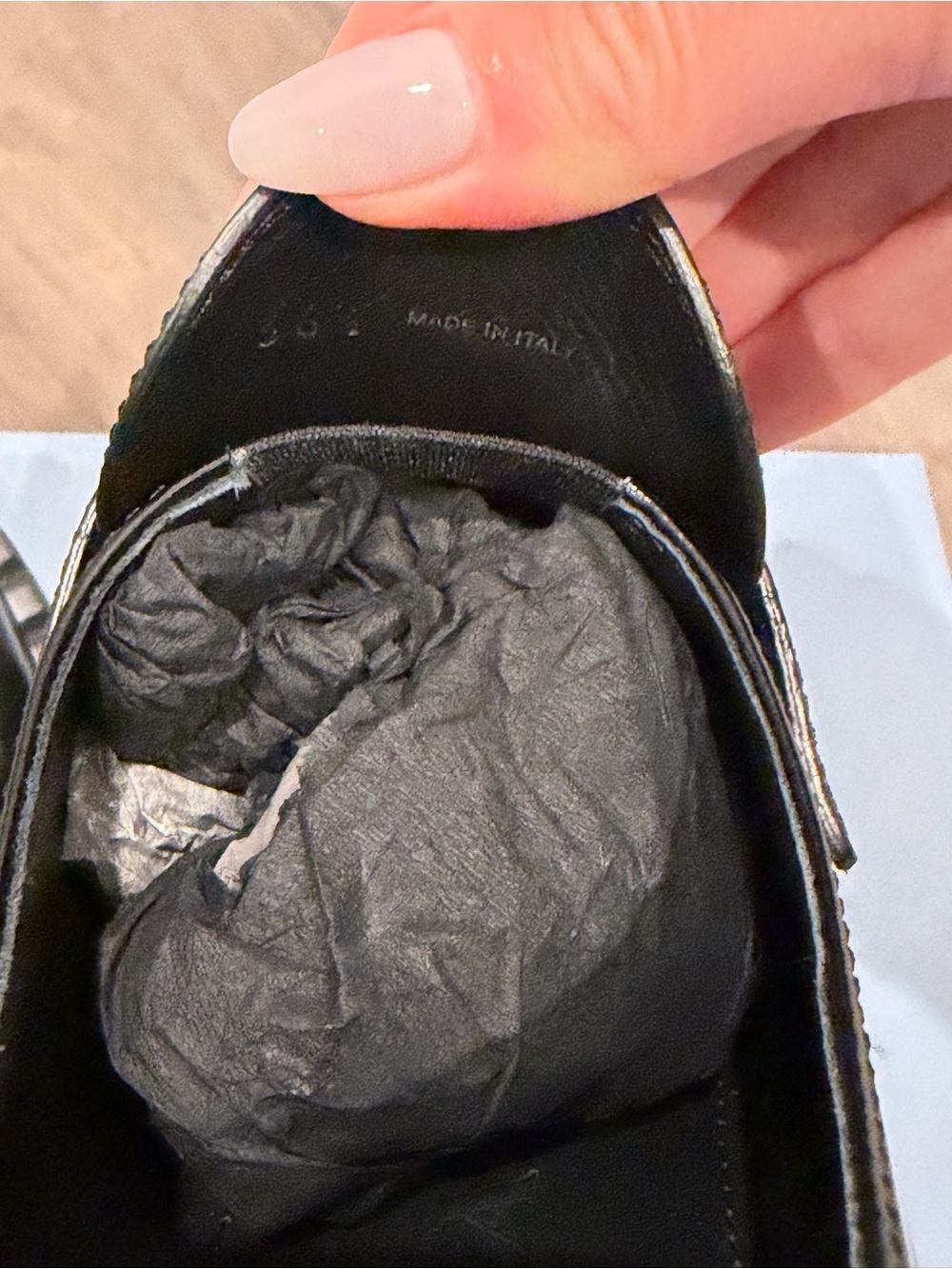 Prada triangle leather loafer - Picture 5 of 11